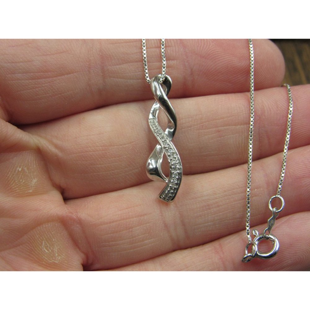 18" Sterling Silver Woven Pattern Diamond Chips Pendant Necklace Vintage Minimal - Picture 2 of 7